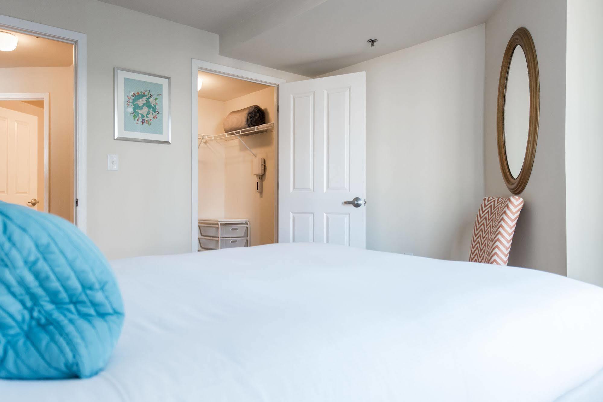 Dharma Home Suites Jc At Exchange Place Джерсі-Сіті Екстер'єр фото