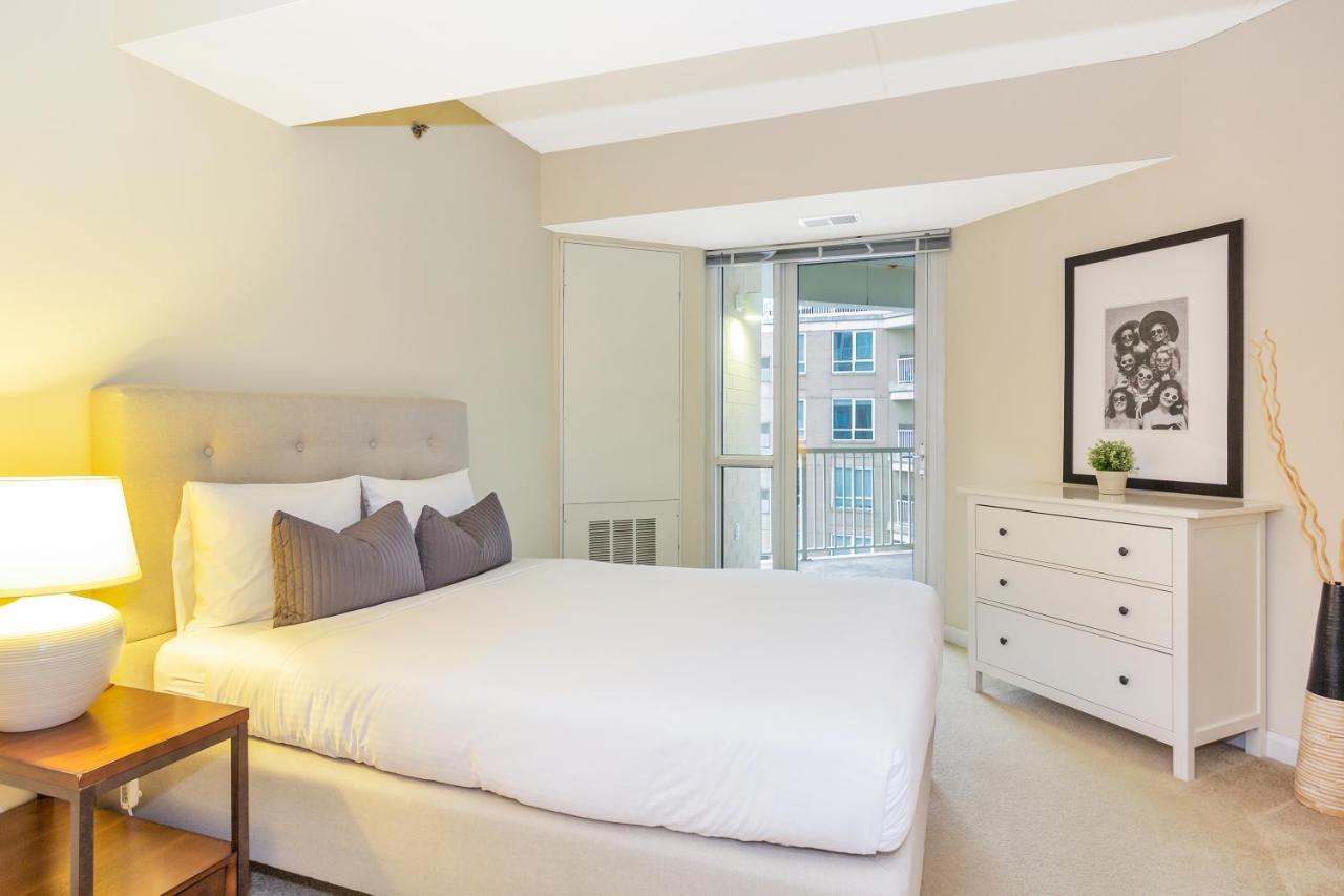Dharma Home Suites Jc At Exchange Place Джерсі-Сіті Екстер'єр фото