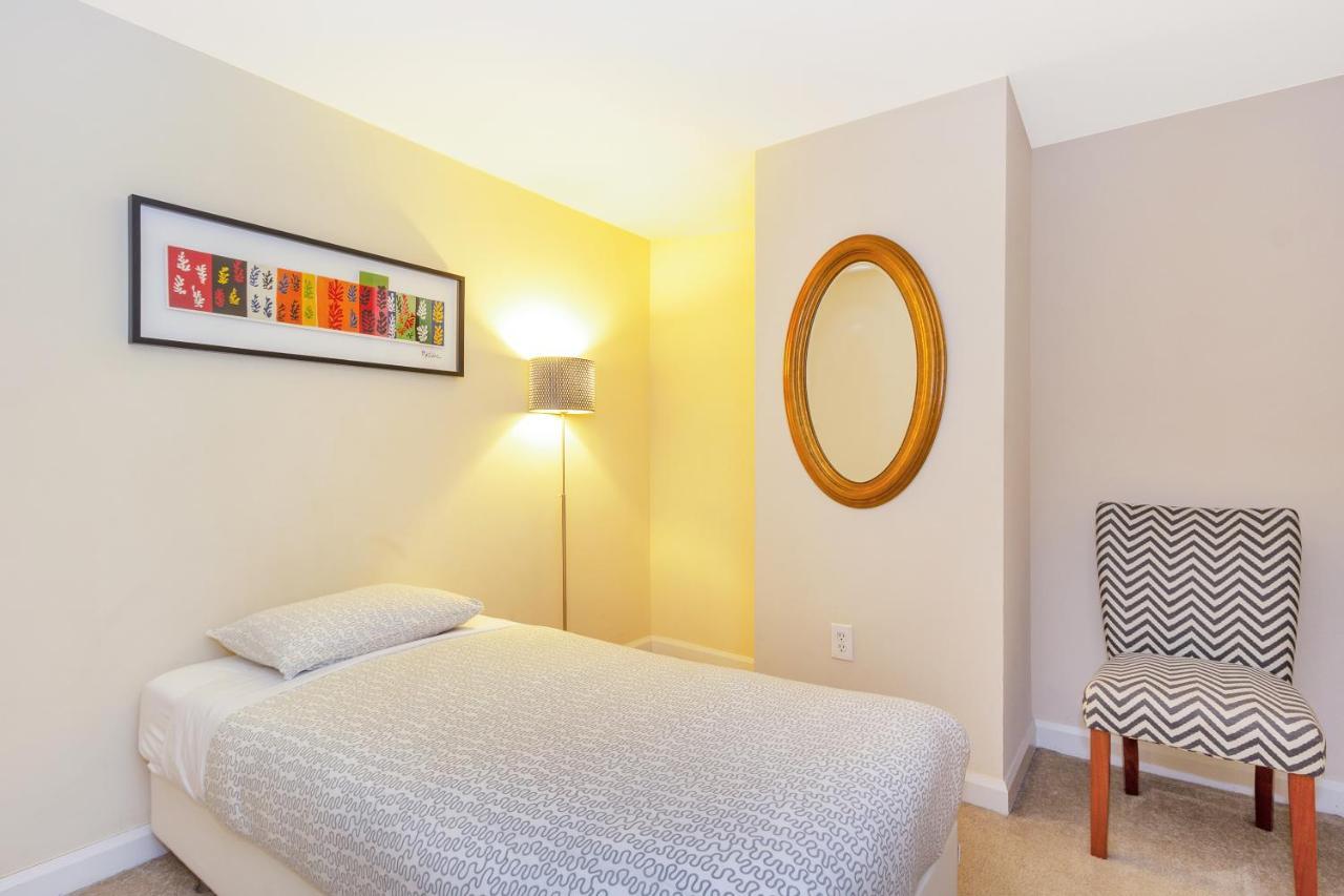 Dharma Home Suites Jc At Exchange Place Джерсі-Сіті Екстер'єр фото