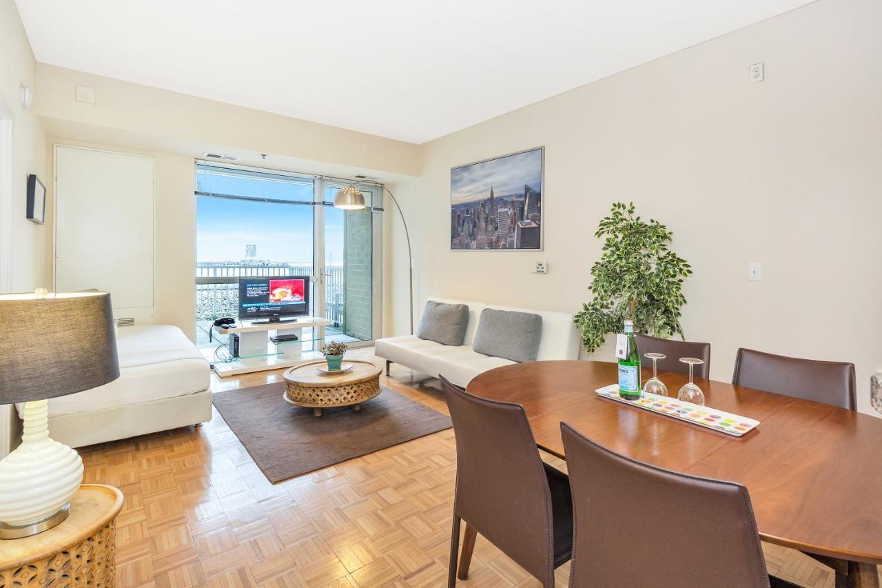 Dharma Home Suites Jc At Exchange Place Джерсі-Сіті Екстер'єр фото