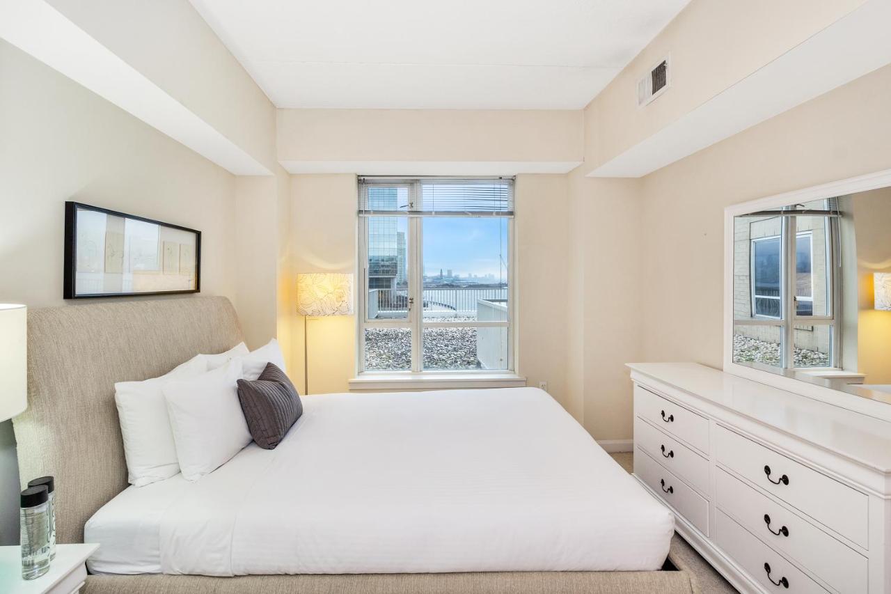 Dharma Home Suites Jc At Exchange Place Джерсі-Сіті Екстер'єр фото