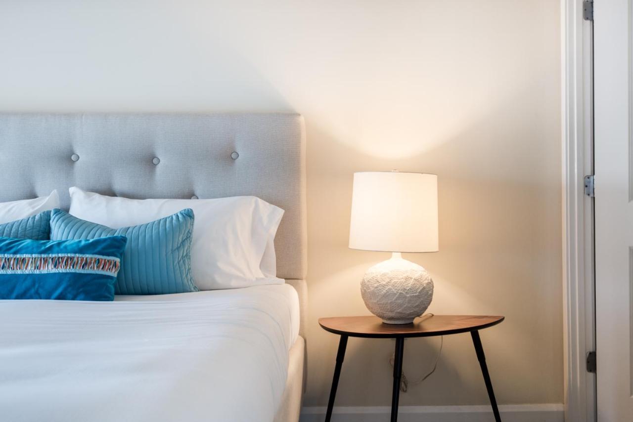 Dharma Home Suites Jc At Exchange Place Джерсі-Сіті Екстер'єр фото